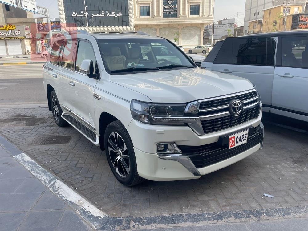 تويوتا لاندكروزر